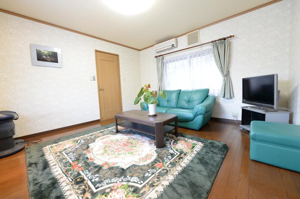 Guesthouse Kimiko Kasagicho Exteriör bild